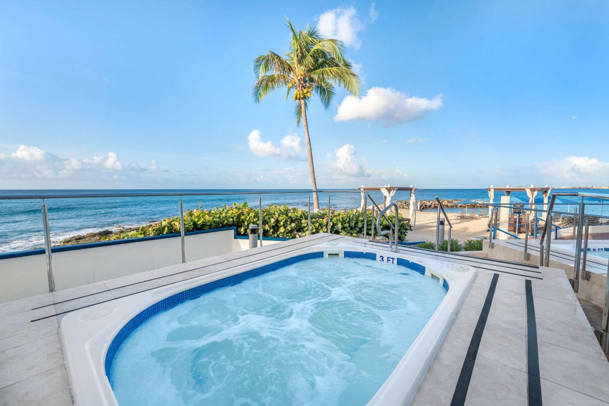 Hilton Vacation Club Flamingo Beach Sint Maarten Pelican Key Buitenkant foto