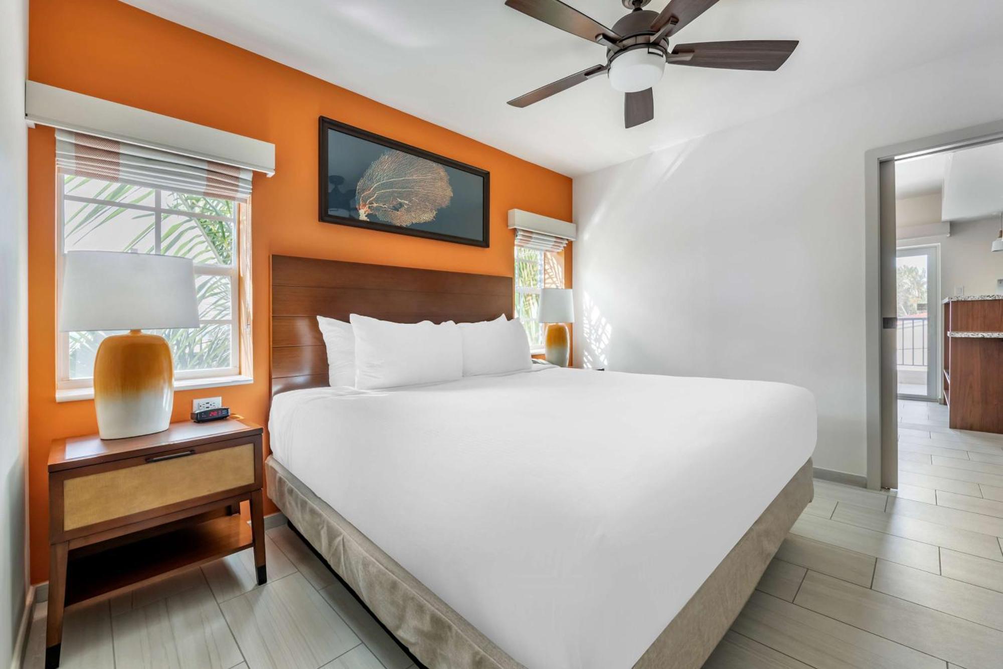 Hilton Vacation Club Flamingo Beach Sint Maarten Pelican Key Buitenkant foto