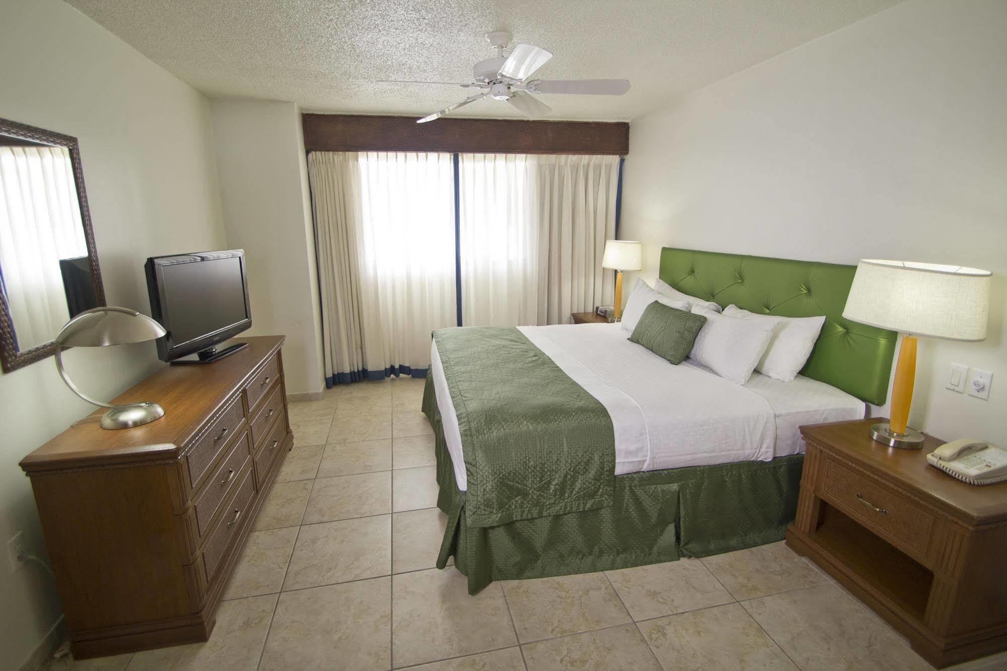 Hilton Vacation Club Flamingo Beach Sint Maarten Pelican Key Kamer foto
